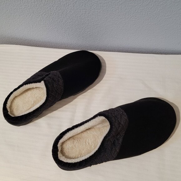 Cozy Plush Black Slippers Cream Size Medium 7/8 - Picture 6 of 7